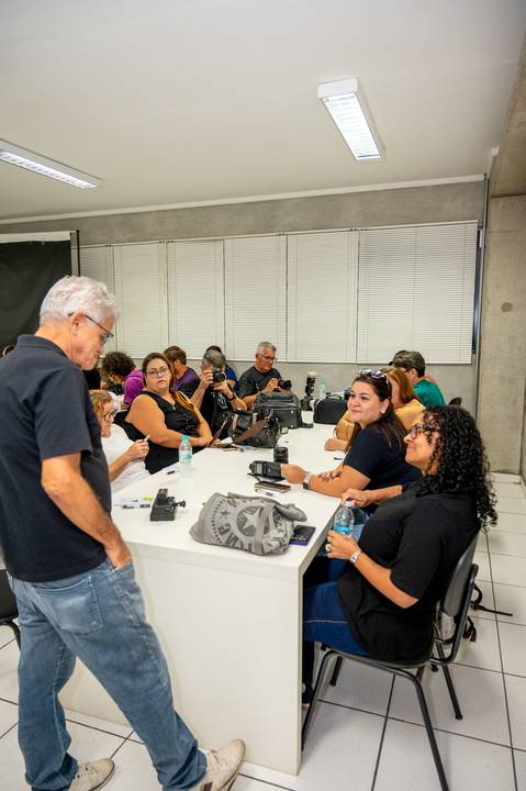 Professor Edeson Souza e participantes do workshop na Matrix Professional'