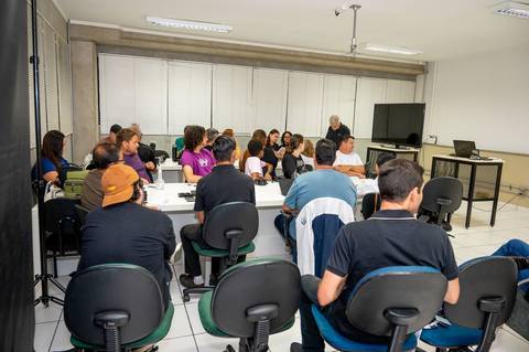 Professor Edeson Souza e paricipantes do Workshop o Dominio da Luz'