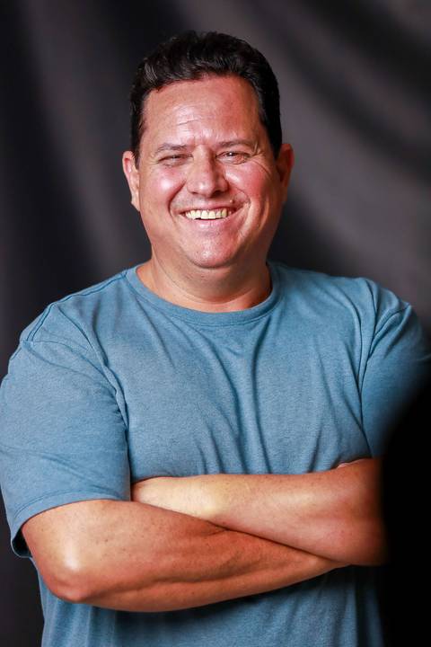 Participante feliz no Workshop O Dominio da Luz'