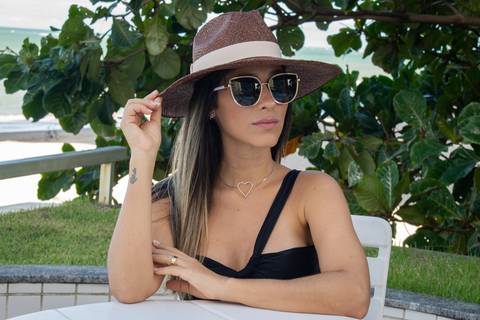 Ensaio Individual (Moda Praia) na Praia de Piedade'