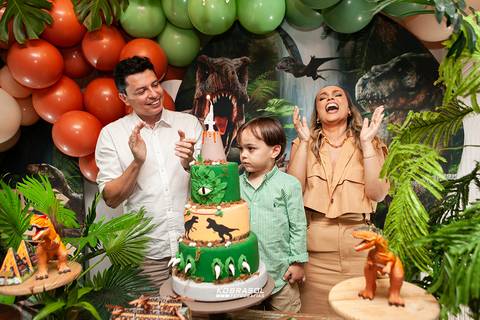 festainfantil, dinossaurodecor, festademenino, fotografoflorianopolis, festaemcasa, casadefesta, fotografiadefesta, festadecrianca, dinossaurodecor'