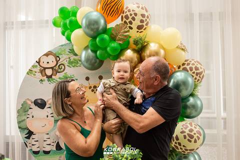 Anthony_aniversarioflorianopolis_fotograflorianopolis_festaprimeiroano_safaribaby_safari_aniversarioinfantil'