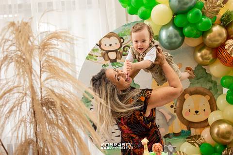 Anthony_aniversarioflorianopolis_fotograflorianopolis_festaprimeiroano_safaribaby_safari_aniversarioinfantil'