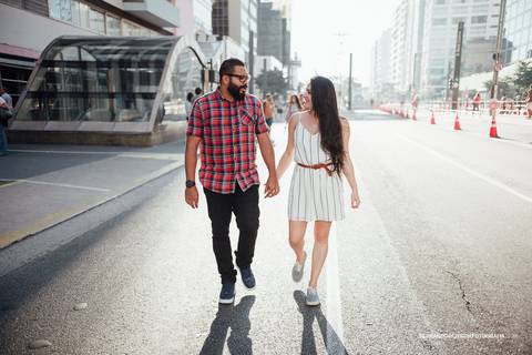 fotos pré casamento av paulista em sao paulo sp  fernando oliveira fotografia'