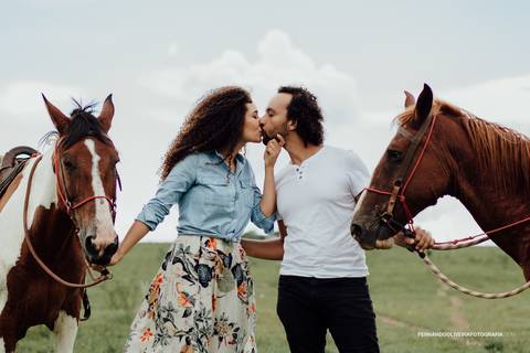 fotos com cavalos pre wedding pré casamento na fazenda'