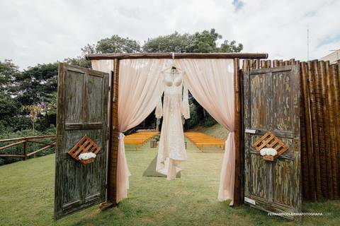 Casamento de dia espaço orquidea são paulo fotografo de casamento cerimonia ar livre decoracao mesa de bolo vestido da noiva'