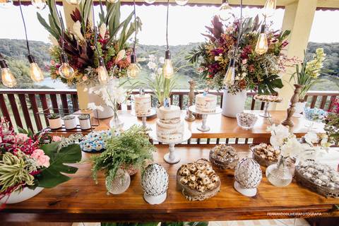 Casamento no Campo Local Villa Boa Vista Embu Guaçu Sp Fotografo Fernando Oliveira Fotografia Ar livre de dia decoração noiva vestido  mesa do bolo festa'