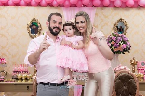 Aniversariantes com os pais - - Aniversário infantil - 1 ano - Studio Eternize - São Sebastião do Paraíso - MG'