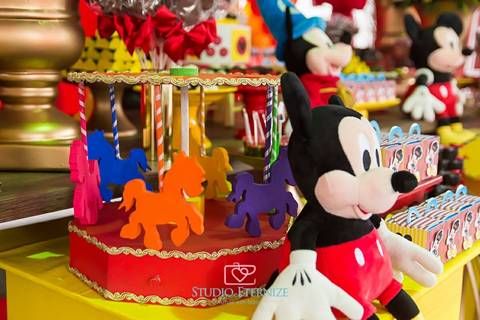 ANIVERSARIO INFANTIL - MICKEY - DECORAÇÃO - 1 ANO - CIRCO - STUDIO ETERNIZE - AMOR EM FOTOS - SÃO SEBASTIÃO DO PARAISO - POÇOS DE CALDAS - MG'