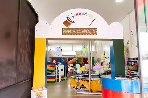 Aniversário infantil - 1 ano - Jardim - Studio Eternize - Alakazam - Poços de Caldas - MG'