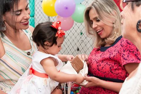 Aniversário infantil - 1 ano - Jardim - Studio Eternize - Alakazam - Poços de Caldas - MG'