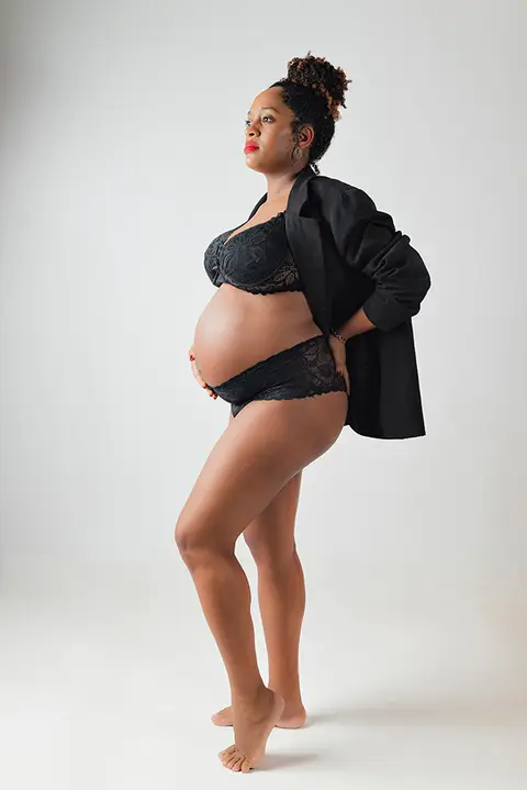 foto de gravida em estudio em Belo horizonte'