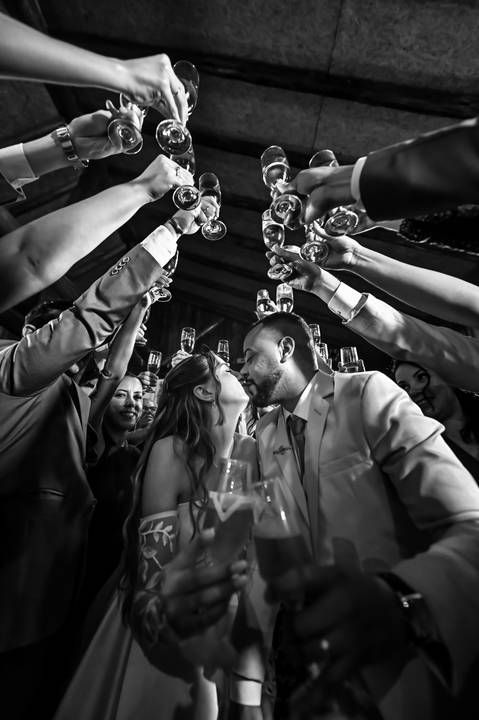 Casamento na Chácara Talivo, fotografado pela True Fotografia com um olhar sensível, espontâneo e documental. Fotógrafos de casamento em Curitiba e região metropolitana.

#CasamentoChácaraTalivo #FotógrafoDeCasamentoCuritiba #FotografiaDeCasamento'