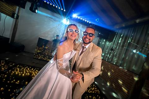 Casamento na Chácara Talivo, fotografado pela True Fotografia com um olhar sensível, espontâneo e documental. Fotógrafos de casamento em Curitiba e região metropolitana.

#CasamentoChácaraTalivo #FotógrafoDeCasamentoCuritiba #FotografiaDeCasamento'