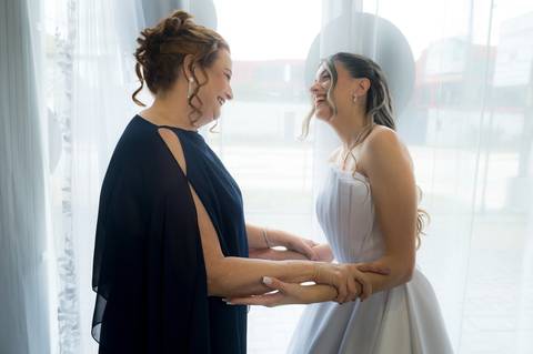 Casamento na Chácara Talivo, fotografado pela True Fotografia com um olhar sensível, espontâneo e documental. Fotógrafos de casamento em Curitiba e região metropolitana.

#CasamentoChácaraTalivo #FotógrafoDeCasamentoCuritiba #FotografiaDeCasamento'
