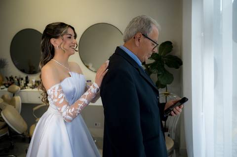 Casamento na Chácara Talivo, fotografado pela True Fotografia com um olhar sensível, espontâneo e documental. Fotógrafos de casamento em Curitiba e região metropolitana.

#CasamentoChácaraTalivo #FotógrafoDeCasamentoCuritiba #FotografiaDeCasamento'