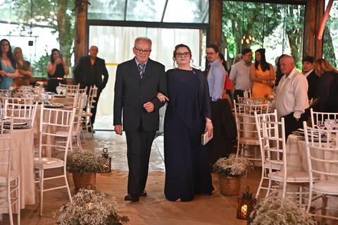 Casamento na Chácara Talivo, fotografado pela True Fotografia com um olhar sensível, espontâneo e documental. Fotógrafos de casamento em Curitiba e região metropolitana.

#CasamentoChácaraTalivo #FotógrafoDeCasamentoCuritiba #FotografiaDeCasamento'