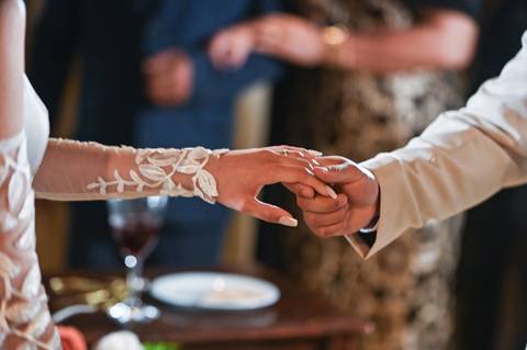 Casamento na Chácara Talivo, fotografado pela True Fotografia com um olhar sensível, espontâneo e documental. Fotógrafos de casamento em Curitiba e região metropolitana.

#CasamentoChácaraTalivo #FotógrafoDeCasamentoCuritiba #FotografiaDeCasamento'