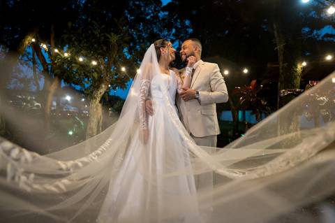 Casamento na Chácara Talivo, fotografado pela True Fotografia com um olhar sensível, espontâneo e documental. Fotógrafos de casamento em Curitiba e região metropolitana.

#CasamentoChácaraTalivo #FotógrafoDeCasamentoCuritiba #FotografiaDeCasamento'