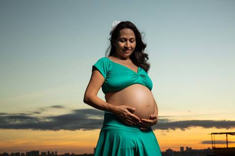 A mamãe está nas nuvens, lá vem Maria!'