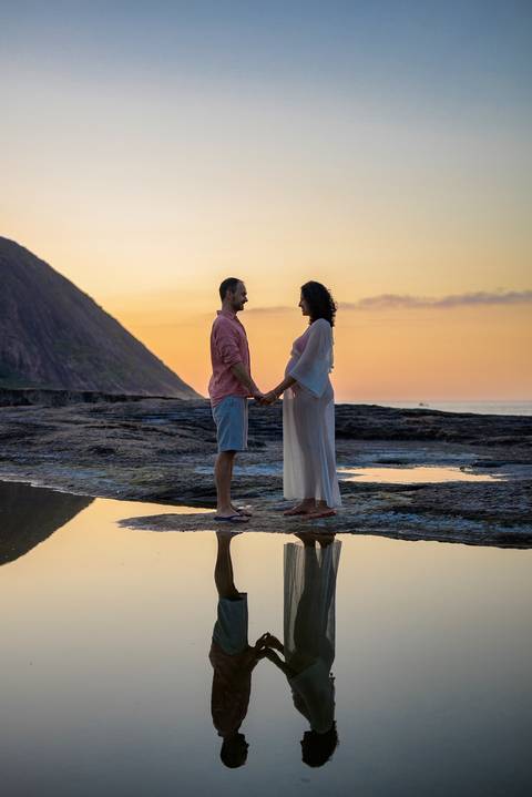 ensaio gestante, praia de Itacoatiara'