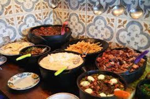 ENGORDA HORRORES, MAS A CULINÁRIA MINEIRA É IRRESISTÍVEL... E EU ADORO'