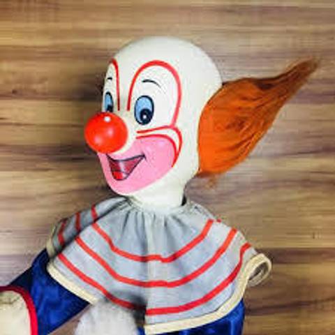 ALÔ, AMIGUINHOS! QUEM QUER DAR UMA BITOCA NO MEU NARIZ?'