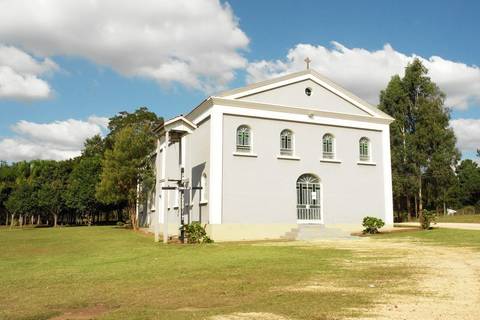 SAUDADE DA MINHA INFÂNCIA FAZENDO PIQUENIQUES DOMINICAIS E BRINCANDO COM MEUS PARENTES E AMIGOS PERTINHO DA CAPELA DA COLÔNIA LIMA (MANDIRITUBA)'