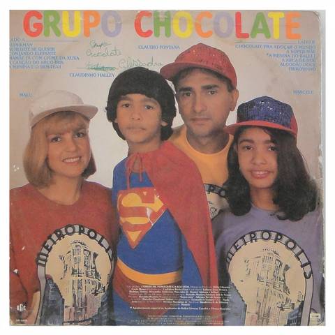 ♫♫ SUPERMAN VOANDO COMO UM PÁSSARO OU UM AVIÃO... ♫♫'