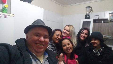 SIMPLICIDADE E ALEGRIA ANDAM JUNTAS DESDE SEMPRE'