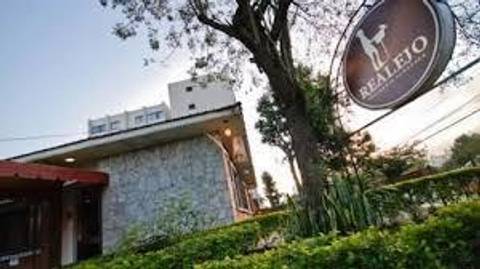 De 2008 à 2013 fui um assíduo frequentador deste saudoso bar'