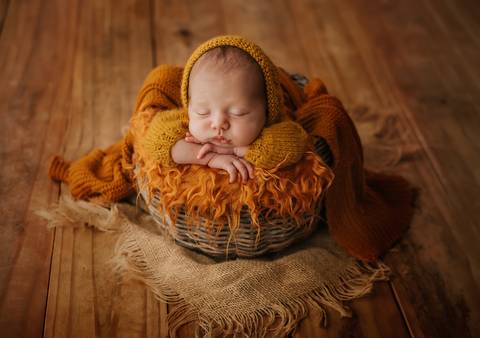 ensaio fotográfico fotos de bebê recém nascido masculino'