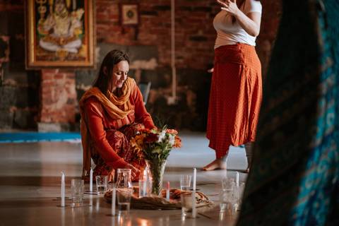 Michele Plestsch organizando os elementos'