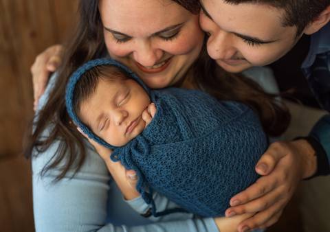 Pose Newborn com a família em Bento Gonçalves'