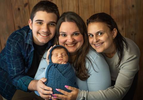 Fotógrafa especialista em Newborn em Bento Gonçalves'