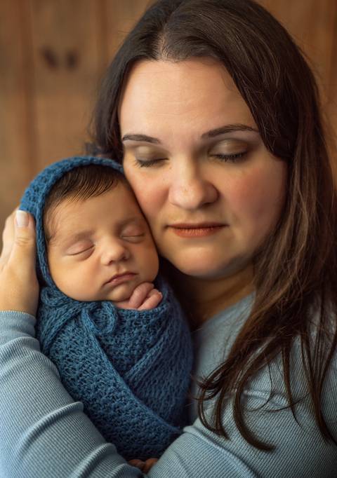 Pose Newborn com a mãe'