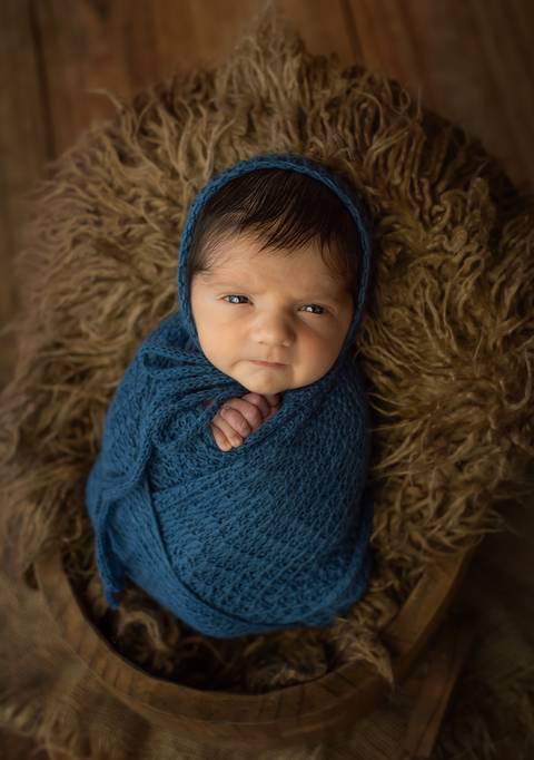 Pose Newborn enroladinho'