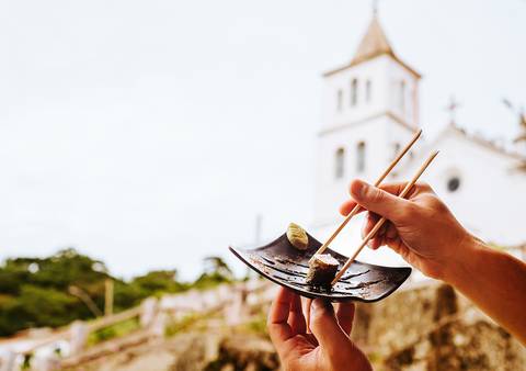 Aline Fontes fotografando'