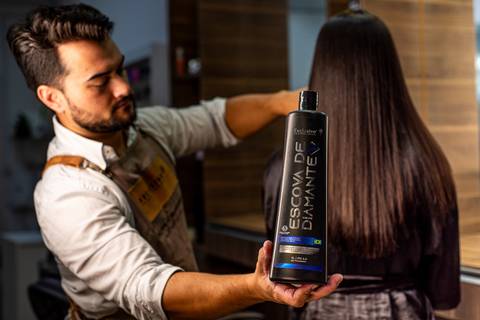 Retrato de grupo
Profissional de beleza
Salão de beleza
Tendência
Progresso
Qualificação
Vaidade
Autocuidado'