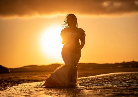 Conectando gerações com fotografia.
A beleza da gestação na praia.
Celebrando a chegada de Maya.
Registros que contam histórias.aline fontes '