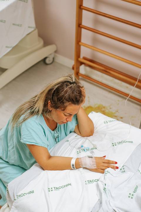 vômito após as contrações'