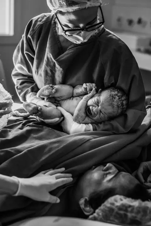 momentos após nascimento do Evan'