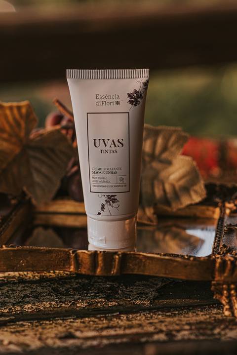 creme para mãos de uva -fotografia por aline fontes fotografia e marketing'