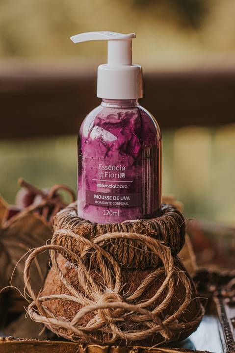 mousse hidratante essência de uvas - fotografia por aline fontes fotografia e marketing'