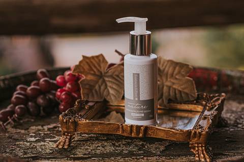 hidratante nature - fotografia por aline fontes fotografia e marketing bento gonçalves, rio grande do sul - fotografia de produto'