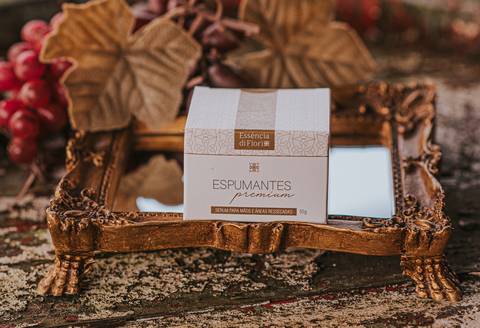 creme facial espumantes fotografia por aline fontes fotografia e marketing bento gonçalves, rio grande do sul - fotografia de produto'