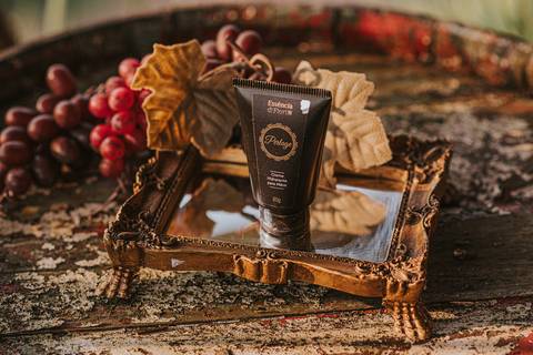 hidratante para mãos derivado de oleos essencias da uva fotografia por aline fontes fotografia e marketing'