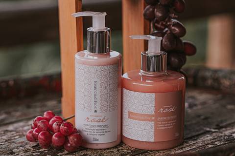 uvas rose kit - fotografia por aline fontes fotografia e marketing bento gonçalves, rio grande do sul - fotografia de produto'