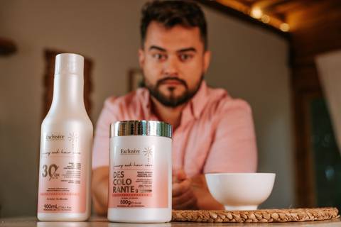 linha de descolorantes Exclusive professional por aline fontes fotografia e marketing'