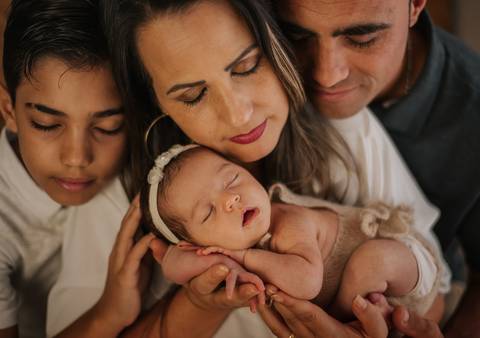 foto em família cheia de ternura'